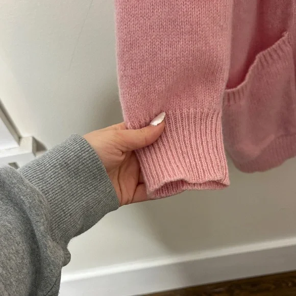 Vintage 100% Wool Pink Cardigan - Picture 5 of 9
